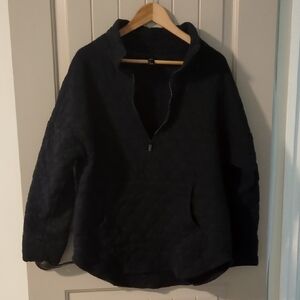 GAP FIT Athletic Wear Black Quilted Pullover